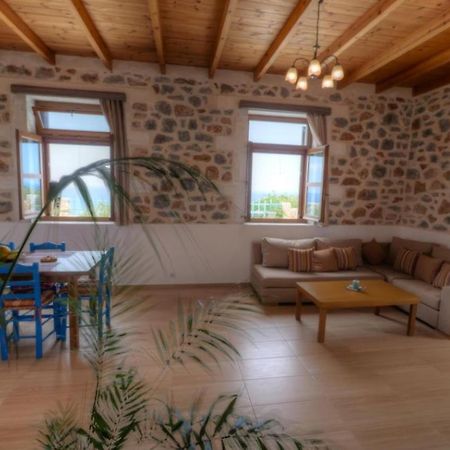 Stone Villa I In Petres Petres  Экстерьер фото